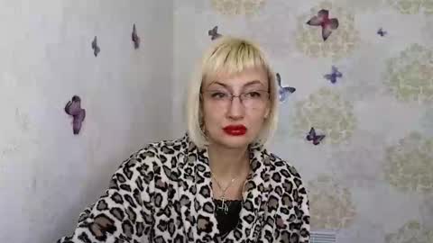 Snapshot of favorite_angel chatting on 02-08-25, 09:24 favorite_angel online show from 02-08-25, 09:24