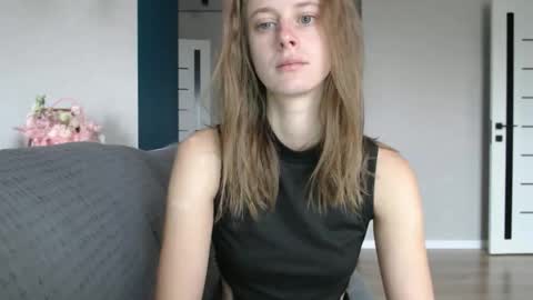 favoriteyour online show from 10-13-25, 04:23