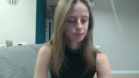 favoriteyour online show from 11-14-25, 04:22