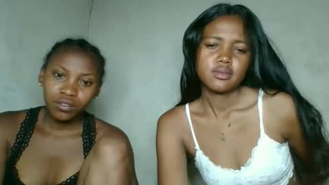 fayence09 online show from 11-30-25, 10:25