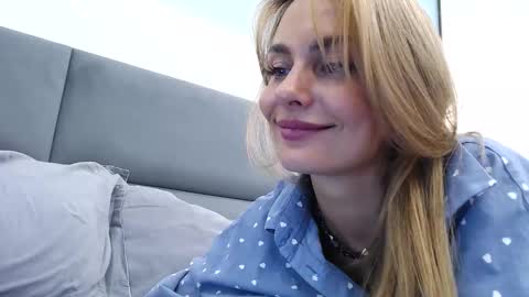 Snapshot of fayko21 chatting on 09-25-25, 06:33 fayko21 online show from 09-25-25, 06:33