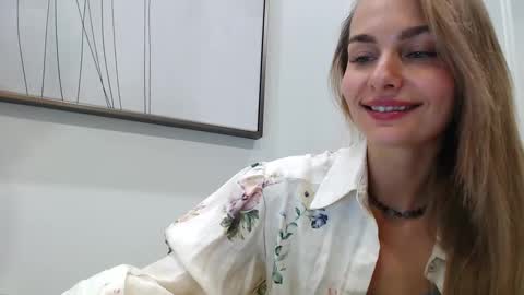 Snapshot of fayko21 chatting on 09-29-25, 07:30 fayko21 online show from 09-29-25, 07:30