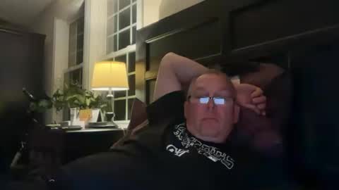 Snapshot of fdguy44 chatting on 06-27-26, 02:05 K online show from 06-27-26, 02:05