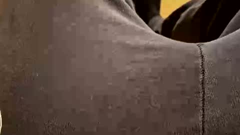 Snapshot of fede2985 chatting on 01-10-25, 03:37 Fede online show from 01-10-25, 03:37