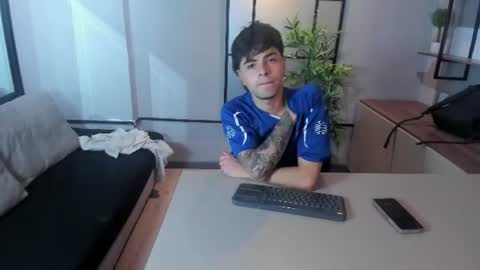 Fede online show from 07-12-26, 03:41
