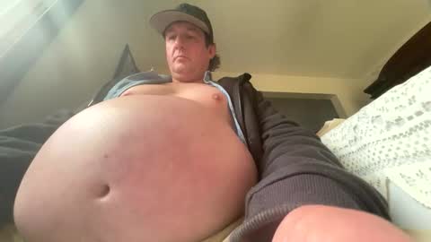 Snapshot of feedmyhugebelly chatting on 05-13-26, 09:11 feedmyhugebelly online show from 05-13-26, 09:11