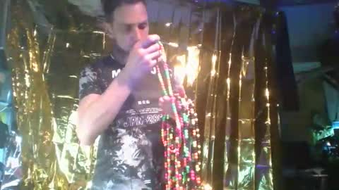 Snapshot of feelfemdom chatting on 11-16-25, 08:58 feelfemdom online show from 11-16-25, 08:58