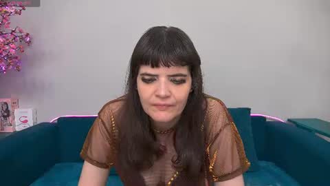 Snapshot of feelsgoodwoman chatting on 07-15-26, 09:53 Laura online show from 07-15-26, 09:53