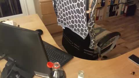 feet4u_barefooter online show from 09-20-25, 10:11