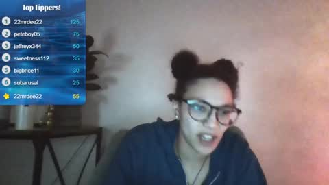 Snapshot of feetnymph chatting on 01-26-25, 08:14 Soley online show from 01-26-25, 08:14