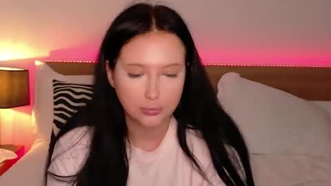 Felicia Herceg online show from 11-08-25, 11:25