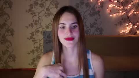 Snapshot of felicia_lav chatting on 06-14-26, 07:05 Frida online show from 06-14-26, 07:05