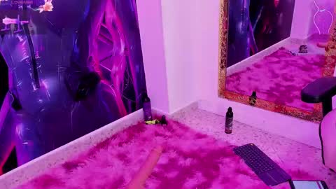 felina online show from 02-12-25, 09:11