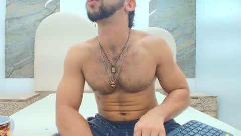 Snapshot of felipe_diamond chatting on 07-16-26, 01:17 PIPE online show from 07-16-26, 01:17