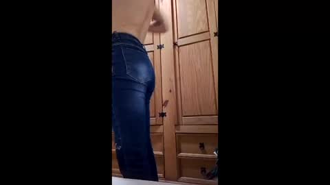 felipebh385495 online show from 05-25-26, 01:44