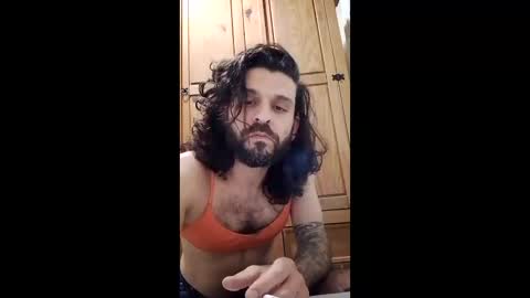 felipebh385495 online show from 05-29-26, 02:42