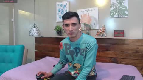 Snapshot of felipefriendly chatting on 07-16-26, 01:06 FELIPE online show from 07-16-26, 01:06