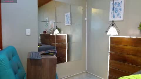 Snapshot of felipefriendly chatting on 07-21-26, 12:29 FELIPE online show from 07-21-26, 12:29