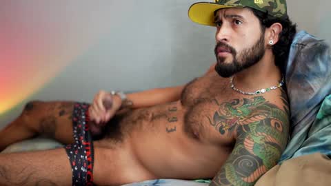 Felix Candela  online show from 12-23-24, 07:30