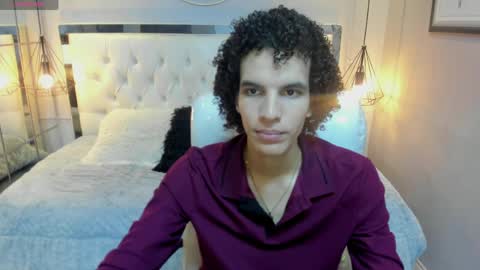 Snapshot of felix_haze chatting on 05-13-26, 06:27 FELIPE online show from 05-13-26, 06:27