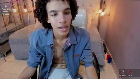 Snapshot of felix_haze chatting on 05-28-26, 06:05 FELIPE online show from 05-28-26, 06:05