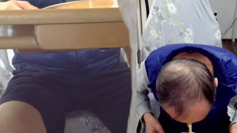 Snapshot of felixlau chatting on 01-03-25, 11:57 felixlau online show from 01-03-25, 11:57