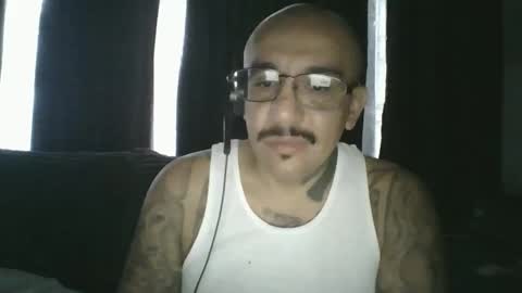 felixrlarios25 online show from 05-03-26, 04:24