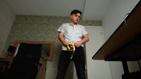 FelixStark online show from 10-15-25, 04:23