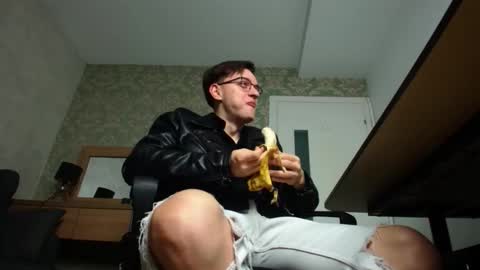 FelixStark online show from 10-25-25, 04:20