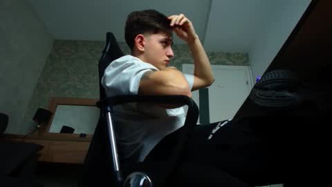 FelixStark online show from 11-01-25, 06:04