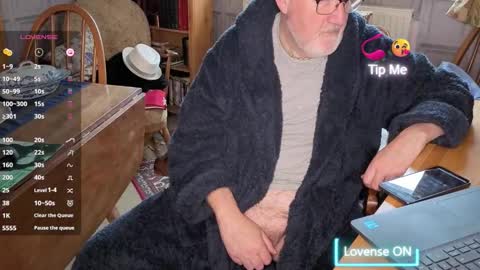 Adam online show from 11-15-25, 09:28