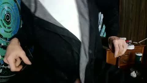 Snapshot of fellatioauto chatting on 01-03-25, 04:44 hungnsexy online show from 01-03-25, 04:44