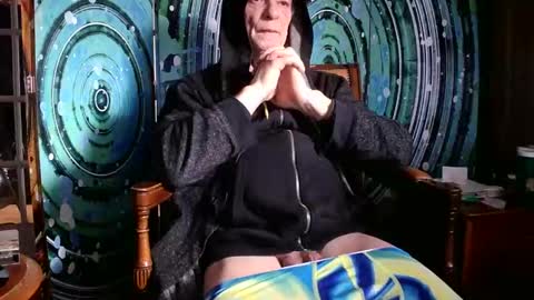 Snapshot of fellatioauto chatting on 01-13-25, 06:27 hungnsexy online show from 01-13-25, 06:27