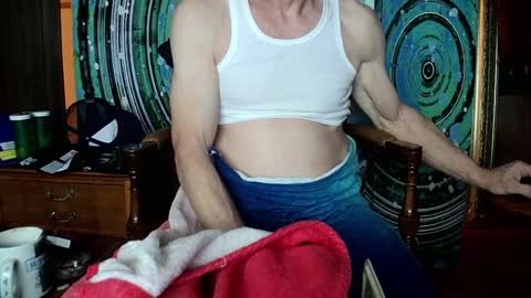 Snapshot of fellatioauto chatting on 01-26-25, 05:23 hungnsexy online show from 01-26-25, 05:23