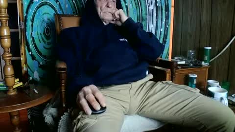 Snapshot of fellatioauto chatting on 02-03-25, 02:03 hungnsexy online show from 02-03-25, 02:03