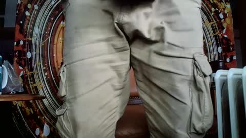 Snapshot of fellatioauto chatting on 02-16-25, 08:00 hungnsexy online show from 02-16-25, 08:00