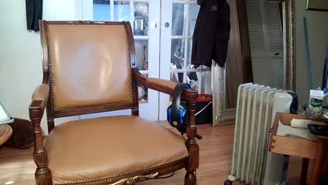 Snapshot of fellatioauto chatting on 03-05-25, 09:59 hungnsexy online show from 03-05-25, 09:59