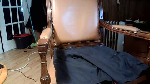 Snapshot of fellatioauto chatting on 03-09-25, 10:19 hungnsexy online show from 03-09-25, 10:19