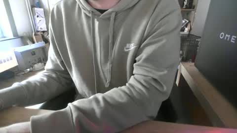 fem_alice_louis_dom online show from 06-12-26, 10:03