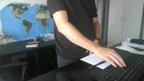 Snapshot of femdomsubby chatting on 01-29-25, 08:08 femdomsubby online show from 01-29-25, 08:08