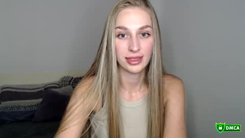 Femke online show from 03-26-26, 07:52