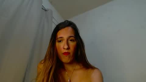 Snapshot of femmeangel chatting on 10-07-25, 11:46 Alice online show from 10-07-25, 11:46