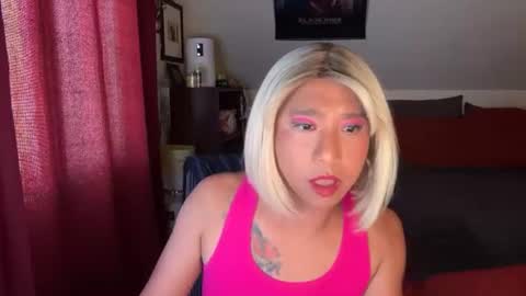 Snapshot of femmebyme chatting on 06-25-26, 01:16 FEMMEBYME online show from 06-25-26, 01:16