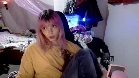 Snapshot of fempue chatting on 03-25-26, 08:42 fempue online show from 03-25-26, 08:42