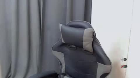 YOUR BEAUTIFUL ASIANFHEMY online show from 02-11-25, 11:12