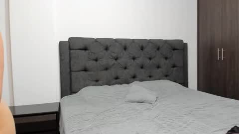 Fenix Golden17 ---- Every night after 2200 time Colombia online show from 12-30-24, 05:15