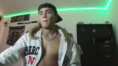 Snapshot of fenix_hardcock chatting on 05-28-26, 04:48 Christian online show from 05-28-26, 04:48