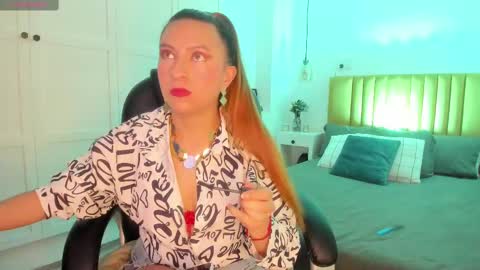 Fernanda online show from 02-22-25, 01:02