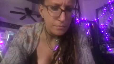 FeralLux33x online show from 01-08-26, 06:16