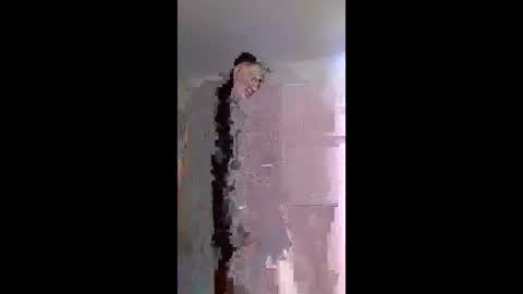 Snapshot of ferboyx chatting on 04-04-26, 02:10 ferboyx online show from 04-04-26, 02:10